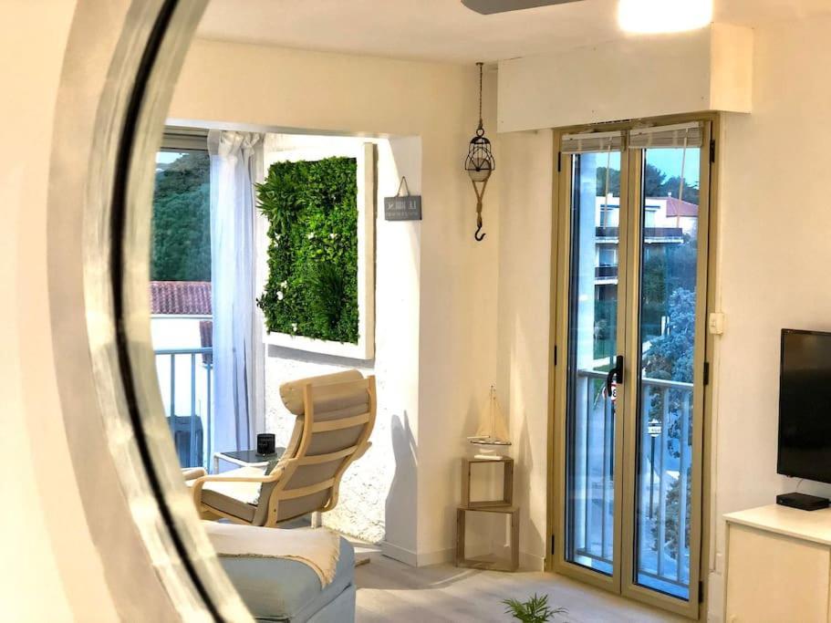 Le Brusc. Design, Parking, Wifi & Double Vue! Apartment ซิ-ฟูร์-เล-ปลาจ ภายนอก รูปภาพ