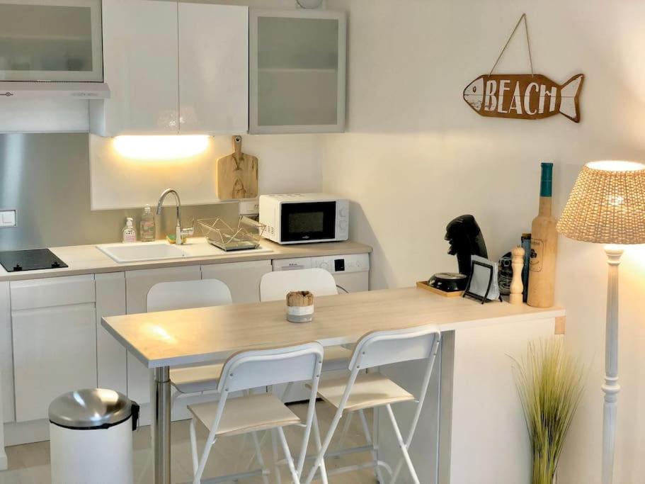 Le Brusc. Design, Parking, Wifi & Double Vue! Apartment ซิ-ฟูร์-เล-ปลาจ ภายนอก รูปภาพ